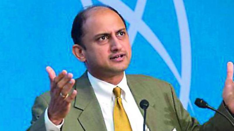 Wiser governments which accord the necessary leeway will benefit through lower costs of borrowing, the love of international investors and longer life spans, RBI Deputy Governor Viral Acharya said. (Photo: File)