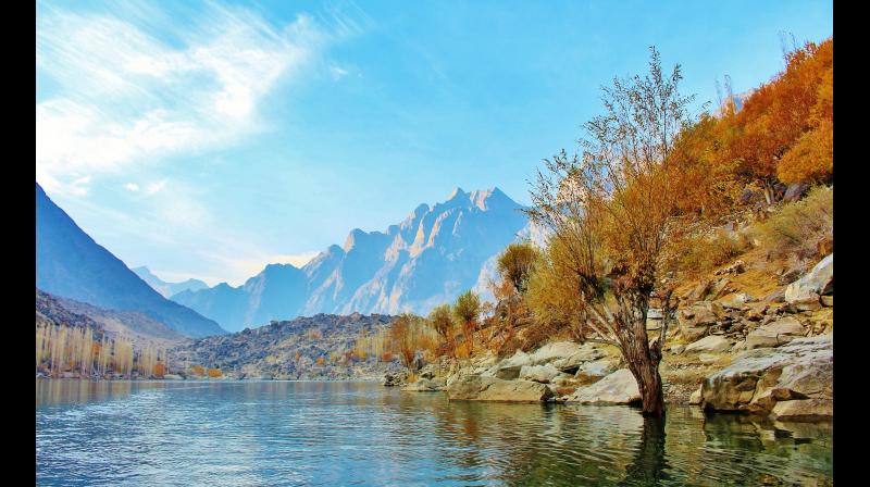 Pakistan turns to tourism
