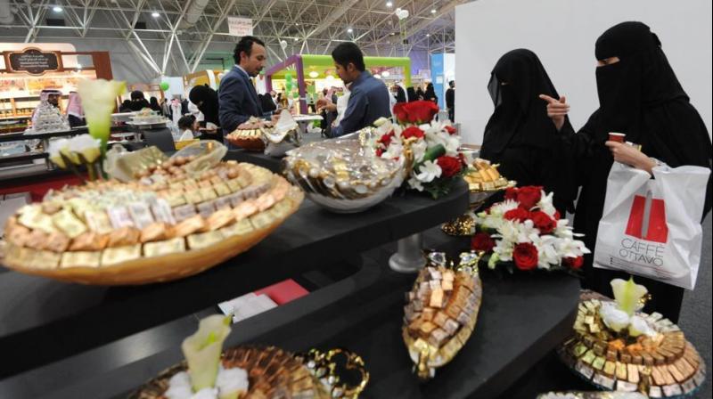 Saudi media said more than 150 people fell ill after eating shawarma sandwiches, a Middle Eastern staple. (Photo: AFP)