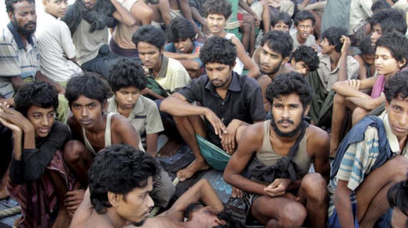 The attacks were a possible sign that a small number of Rohingya were starting to fight back against persecution by majority Buddhists who view them as illegal immigrants although many have lived in Myanmar for generations. (Photo: AP)