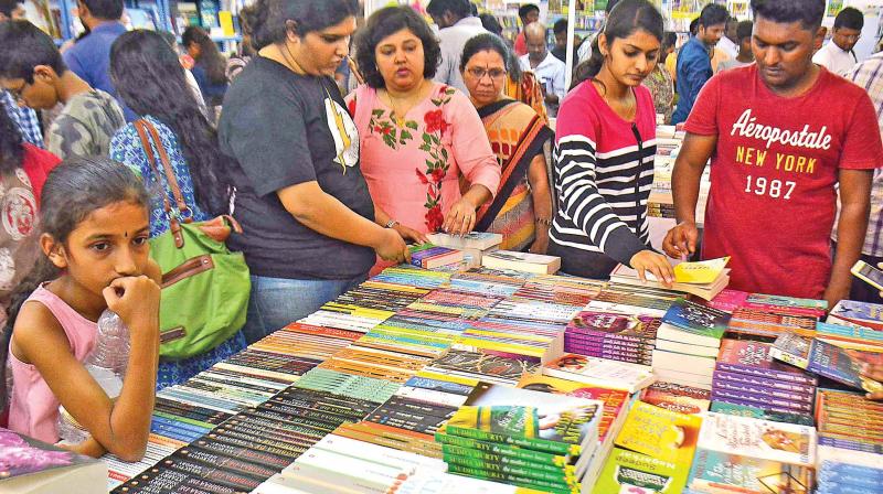 A packed stall in the Chennai book fair on the last Sunday of the event (Photo: DC)