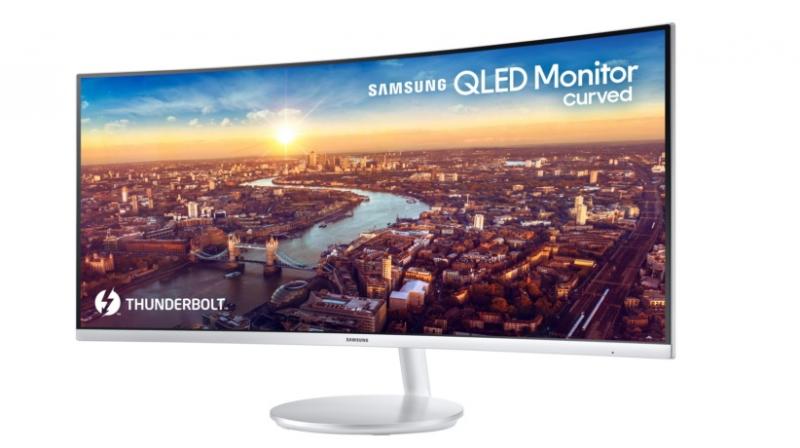 CJ791 QLED Monitor featuring Thunderbolt 3 connectivity