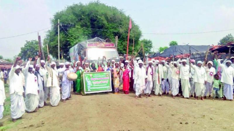 Adivasi elders take out yatra in Jainoor mandal in Kumarambheem Asifabad district. (Photo: DC)