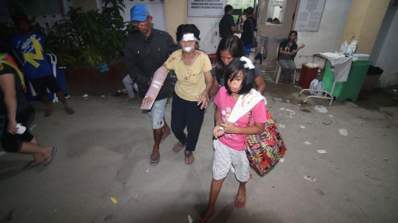 6 dead after strong quake shakes southern Philippines