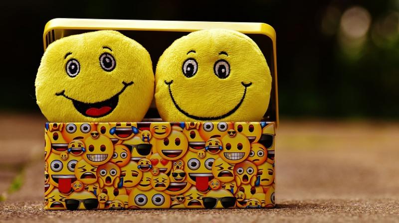 Study shows perceptions of low competence if a smiley is included in turn undermined information sharing (Photo: Pixabay)
