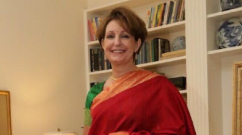 I-Day 2017: US envoy wears winning saree Twitter users helped her pick