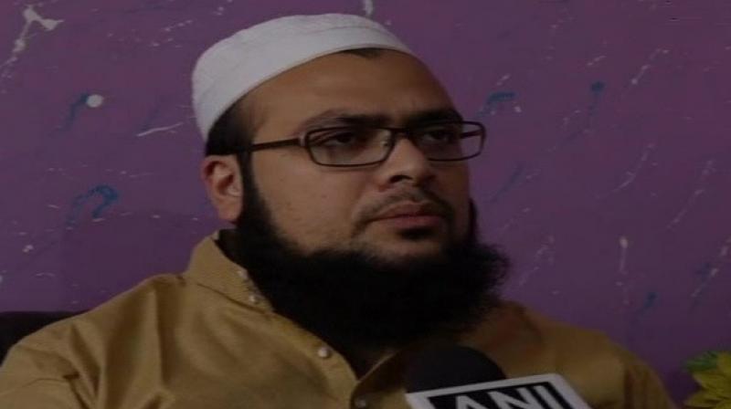 The cleric said Islam does not prohibit women from applying nail polish, but before offering Namaz they have to completely remove it as the layer of paint hinders the wuzu water (ritual purification) from washing nails completely. (Photo: ANI)