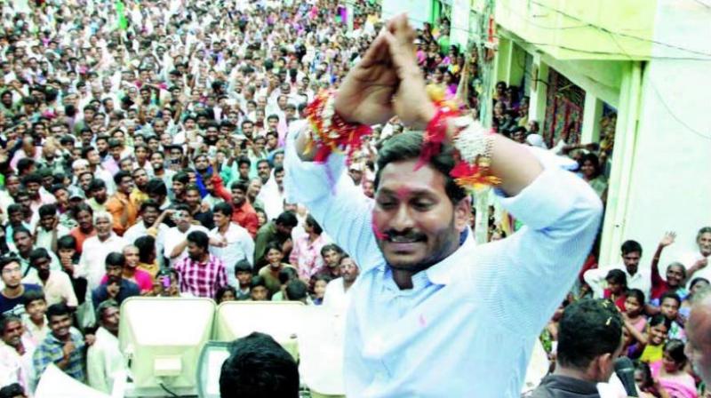 YSRC chief Y.S. Jagan Mohan Reddy began his Praja Sankalpa Yatra on the 59th day on Thursday by interacting with contract junior lecturers near Vedarakuppam village in Chittoor district.