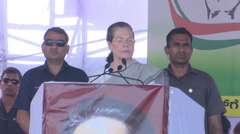 Congress veteran Sonia Gandhi addressed a rally in Karnatakas Bijapur. (Photo: Twitter/@INCIndia)