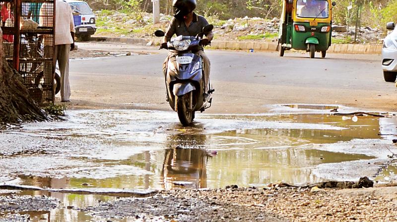 Although aware that roads built or repaired during the rainy season dont have a long life, the civic agency makes the same mistake every year.