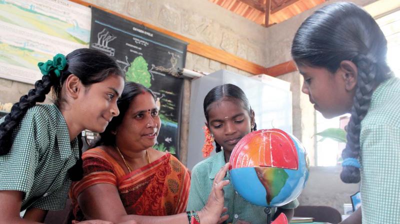 Agastya International Foundation aims to reduce the disparity between those who can afford better education at high-end private schools and children from economically weaker sections, who can only go to rural government schools