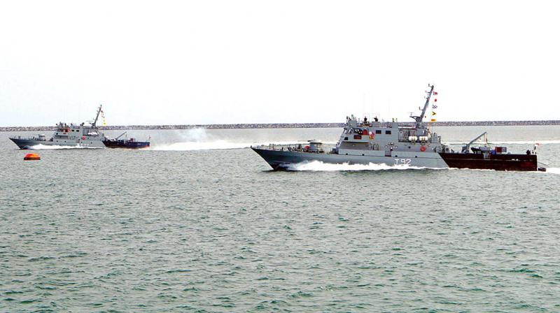 Indian naval ships at a tsunami precaution drill in the Arabian Sea off the Karwar coast on Friday (Photo: KPN)