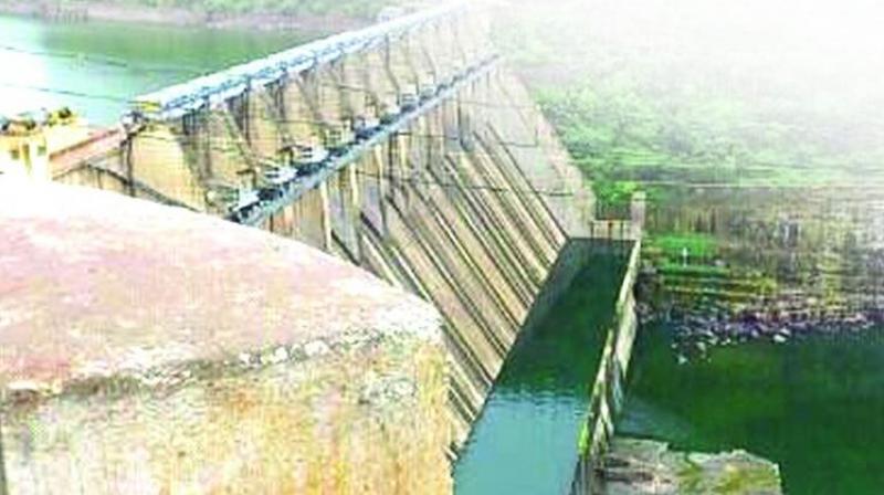 If the 854 ft level has to be maintained at Srisailam, Nagarjunasagar from where TS takes its supplies will not get any water.
