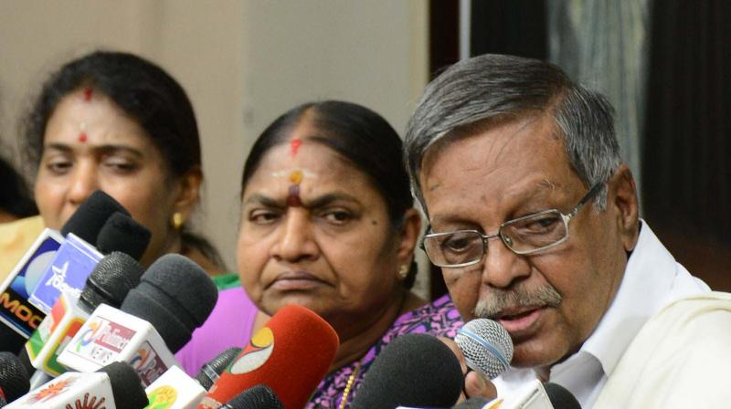 AIADMK senior leader and party spokesperson Panruti S. Ramachandran addresses media at the party office on Wednesday. B. Valarmathi and S. Gokula Indira are also seen (Photo: DC)