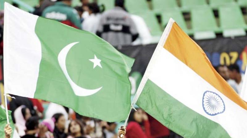 While India and Pakistans fierce cricket rivalry has been on display at the Asia Cup in the United Arab Emirates, some families in the country have divided loyalties. (Photo: AP)
