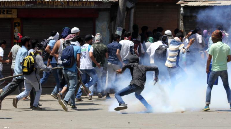 Clashes erupted in the Kashmir Valley after security forces gunned down Hizbul Mujahideen commander Sabzar Ahmed Bhat in Tral region. (Photo: DC)
