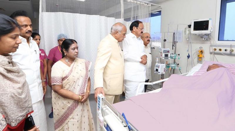 Vice President M Venkaiah Naidu on Sunday visited a private hospital in Chennai to inquire about the health condition of DMK chief M Karunanidhi. (Photo: Twitter | ANI)