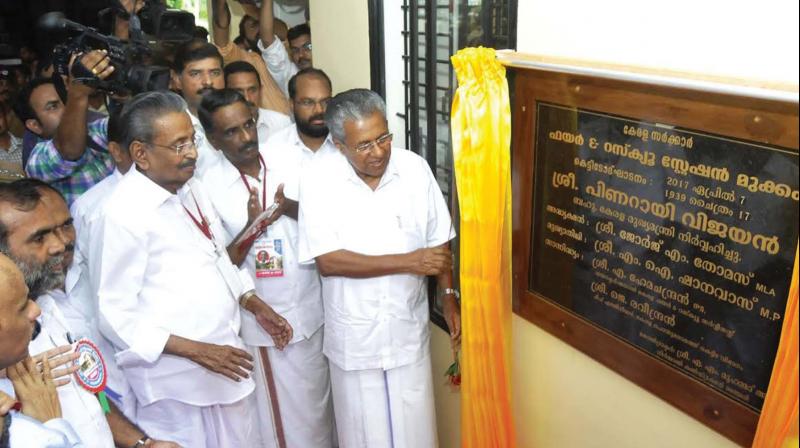 Chief Minister Pinarayi Vijayan inaugurates the new Fire station building at Mukkam in Kozhikode on Friday.