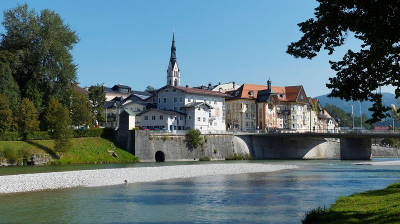 Man in Germany swims to work to escape woes of congested roads