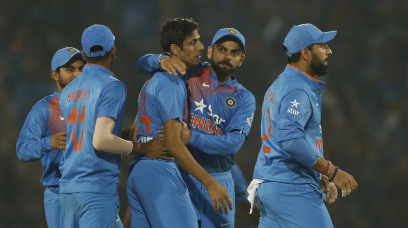 Although India have drawn level with England in the three-match T20I series, the visitors look a much stronger side in the shortest format of  the game, something that Virat Kohli & co. need to put right, if they are to clinch the T20 series in Bangalore. (Photo: AP)