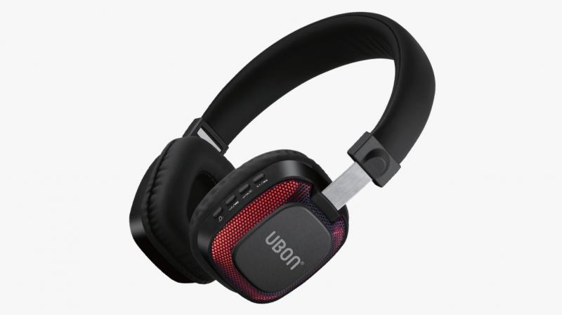 UBON launched BT-5750 Light Up wireless headphone for Rs 3,199.