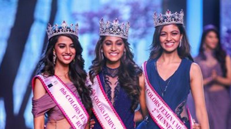 Miss India 2018 Winner Anukreethy Vas (Tamil Nadu) with Haryanas Meenakshi Chaudhary (1st Runner up) and Andhra Pradeshs Shreya Rao (2nd Runner up) after being crowned during Miss India 2018 pageant, in Mumbai. (Photo: PTI)
