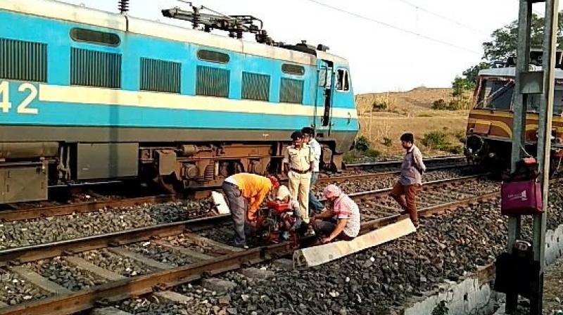 After Maoists blew up a railway track between Jharkhand to Delhi, train services on the Delhi-Howrah route were halted. (Photo: ANI/Twitter)
