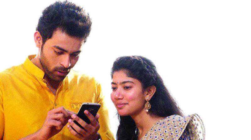 Bhanumathi and Varun meet again and most of the film is about how they work out their relationship.