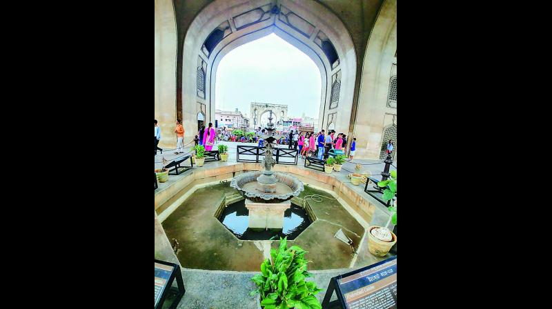 The oldest fountain at Charminar dates back to the Qutb Shahi era (Photo: DC)