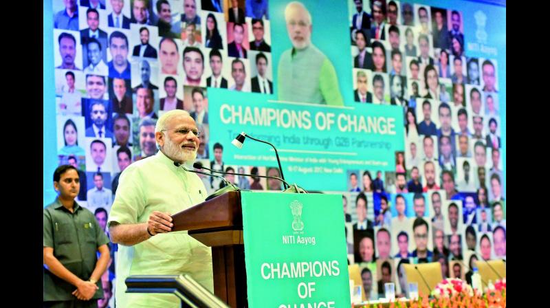 Prime Minister Narendra Modi addressing the young entrepreneurs at an event organised by the NITI Aayog, in New Delhi on Thursday (Photo:  PTI)