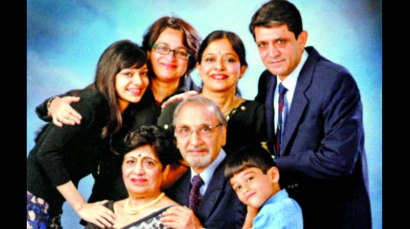 (Clockwise) Narendra Luther, his wife Bindi, granddaughter Raisa, daughter Sandhya, daughter-in-law Rajeshwari, son Rahul and grandson Rishabh