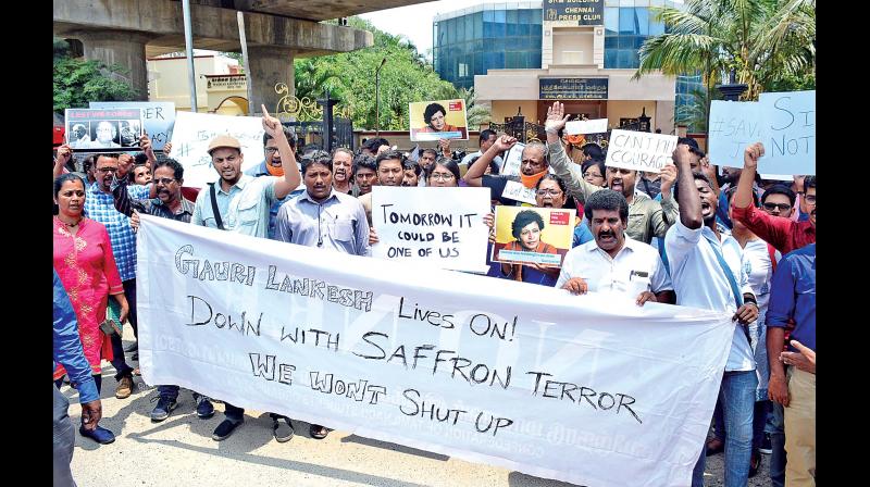 Journalists from various media organisations in the city stage a protest near the Chennai Press Club on Wednesday, condemning the brutal killing of senior Karnataka journalist Gauri Lankesh in Bengaluru (Photo: DC)