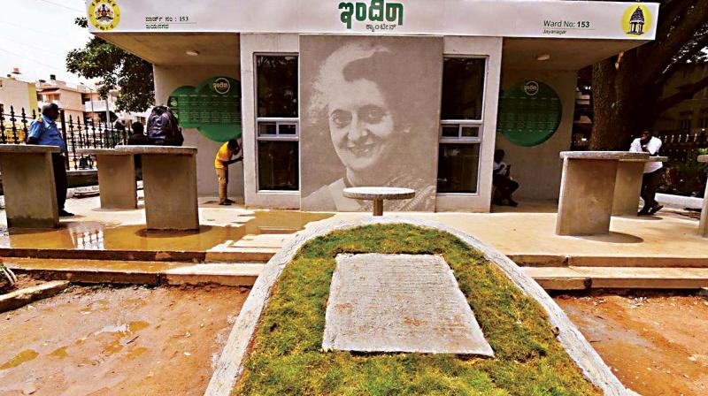 Andhra officials were impressed by the Indira Canteen project.