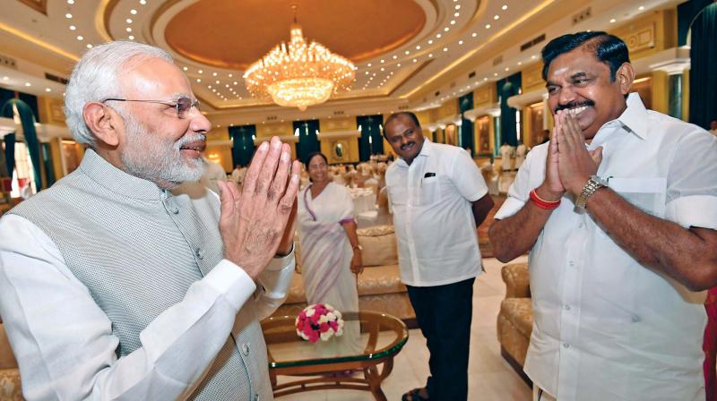 Prime Minister Narendra Modi greets Tamil Nadu Chief Minister Edappadi K. Palaniswami during governing council meeting of Niti Aayog in New Delhi on Sunday. Karnataka Chief Ministet H.D. Kumaraswamy and West Bengal Chief Minister Mamata Banerjee are also seen (Photo: DC)