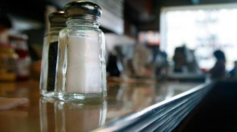 An excess intake of salt may result in hypertension, but conversely, if you can control the blood pressure, you can definitely cut down the chance of renal failure (Photo: AFP)