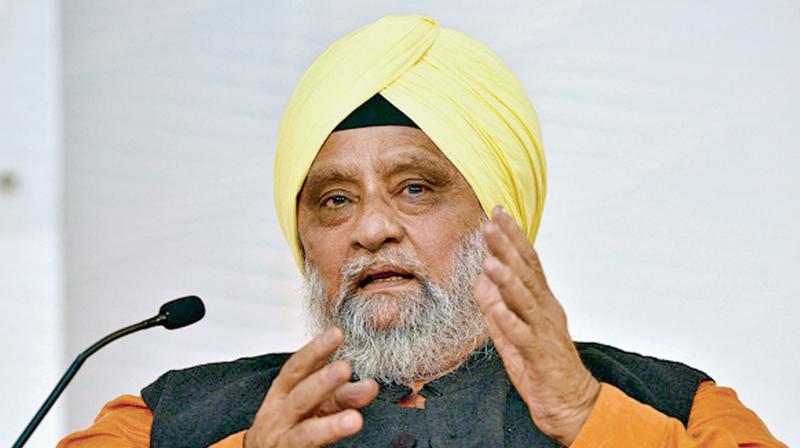 Bishen SIngh Bedi is umhppy with ICCS decision to scrap coin toss in Test match. (Photo: PTI)