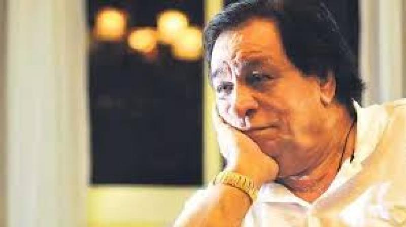 Kader Khan has till now featured in over 300 films and has written dialogues for over 250 movies. (Photo: Twitter | @SrBachchan)