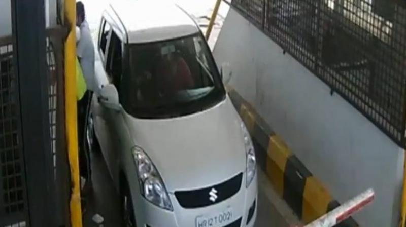 A video showed Jassia stepping out of the car and beating the toll plaza employee in February 2017. (Photo: Screengrab/ANI)