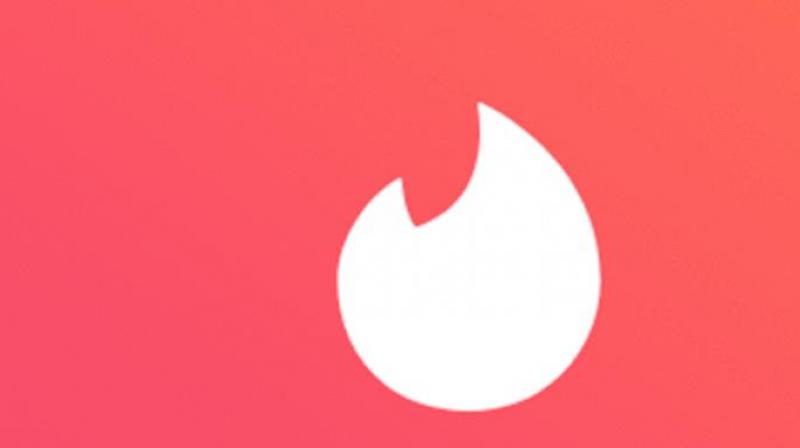Tinder user sends match message claiming women love being raped(Photo: Tinder / Twitter)