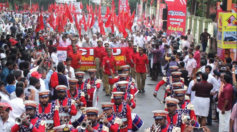 A rally being taken out in Palakkad town as part of the concluding ceremony of the CITU state convention on Monday. (Photo:  DC)