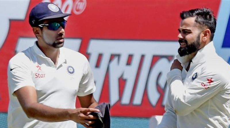 Virat Kohli fell awkwardly while trying to cut off a boundary at long-on and instantly walked away. (Photo: PTI)