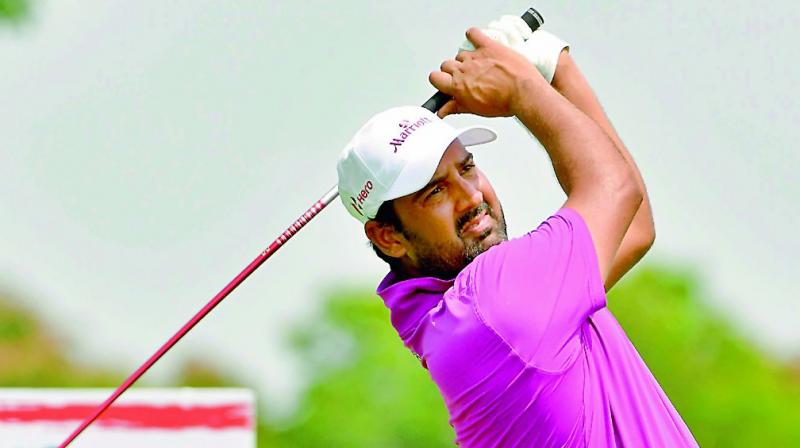 Shiv Kapur in action during the final round of the Thailand Open on Sunday.	(Photo: AFP)