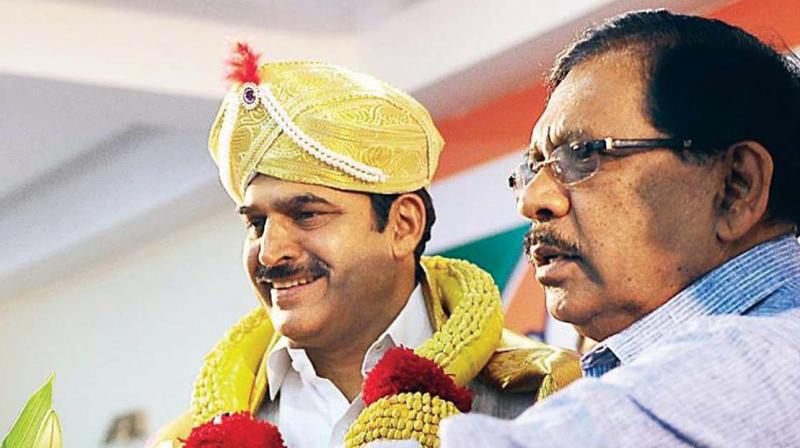 AICC general secretary in charge of Karnataka K.C. Venugopal and KPCC president Dr G. Parameshwar in a file photograph