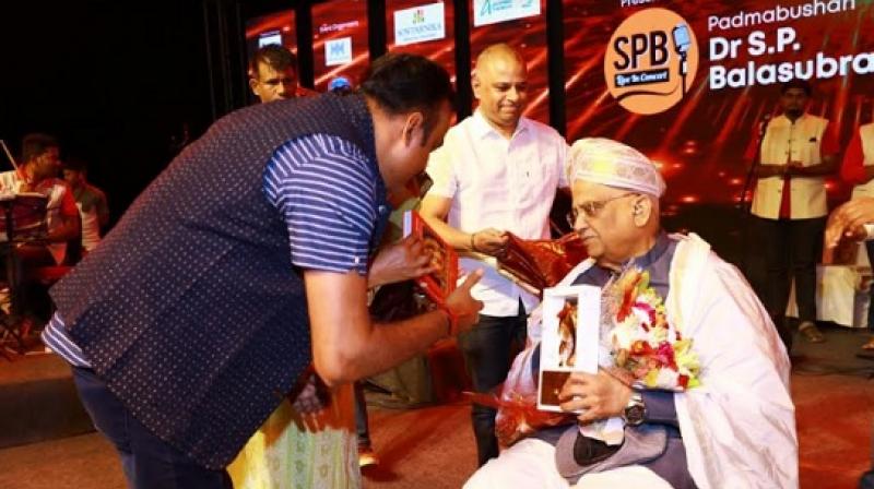 Ramji Subramaniam, MD at Sowparnika Projects greets Padmabhushan S. P. Balasubrmayam