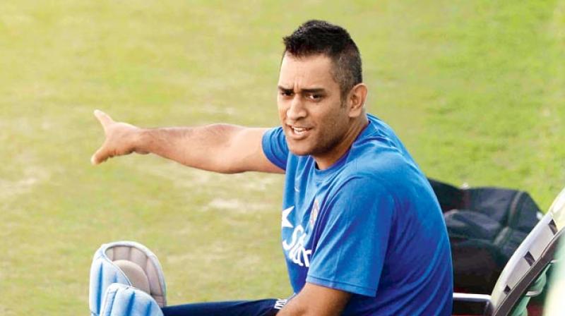 Dhoni prepared for the limited overs tour of Australia in 2015 by playing the Vijay Hazare Trophy for Jharkhand. (Photo: AFP)