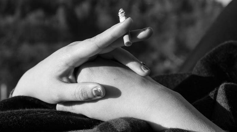 Lesbians were more than twice as likely as straight girls to smoke. (Photo: Pixabay)
