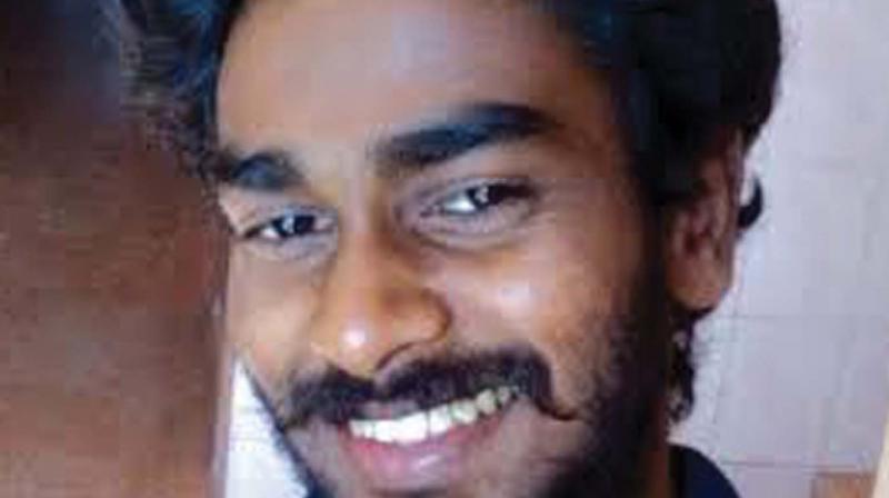 His body was recovered from the Chaliakara river near Pathanapuram the next day.