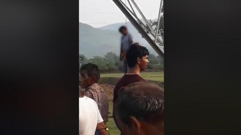 32-year-old Dulal Kumar, who went missing on Friday, was found hanging by a pole in Dabha village of Purulias Balarampur. (Facebook | Screengrab | Kailash Vijayvargiya)