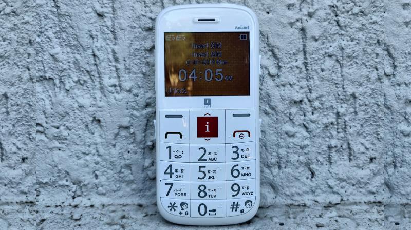 iBall Aasaan 4 Review: Senior citizens device, at its best