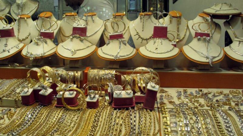 The burglars made off with around USD 6 million in gems and are still at large. (Photo: Represen